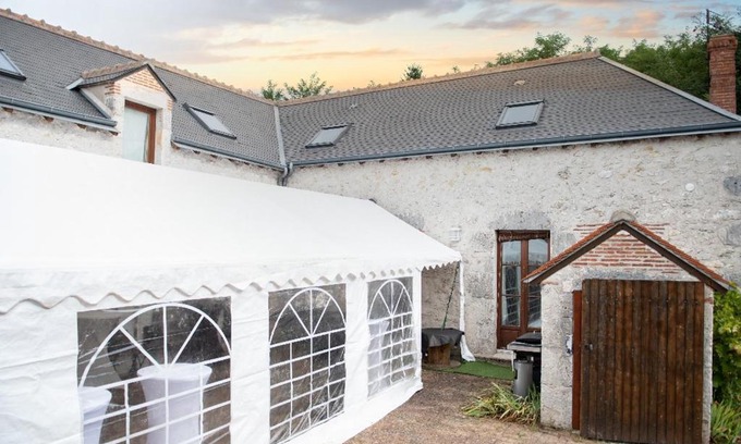 Saint-Laurent-Nouan Casa | Espace Des Fées