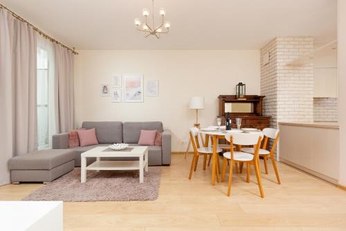 Wilanow Apartamento | Espace Wilanów Apartments by Noclegi Renters