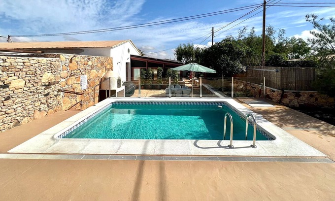 Triquivijate Villa | Espectacular Villa con piscina privada,Wifi