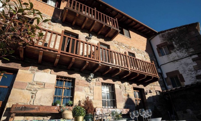 Pesquera Cabaña | Espectacular casa + salón de juegos e hidromasaje