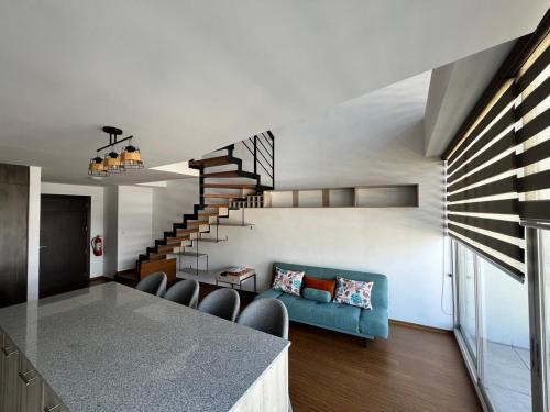 La Mariscal Apartamento | Espectacular Loft en UIO