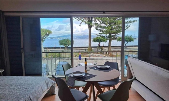 Horta Apartamento | Estúdio Frente Mar