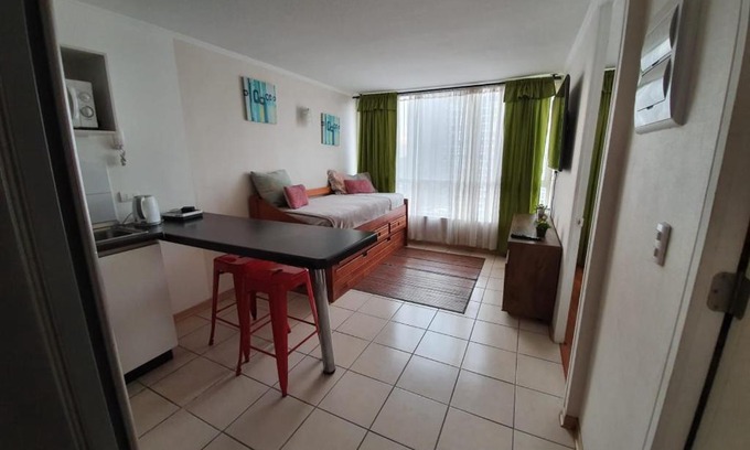 Las Rejas Apartamento | Estacion Central Coronel Souper 4060