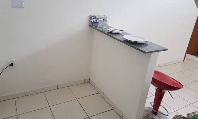 Mariano Procopio Apartamento | Estadia Confortável. Venha Conhecer AP 102