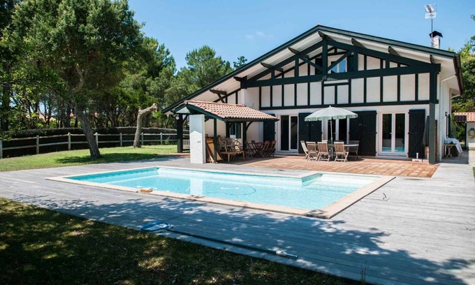 Les Estagnots Casa | Playa y lago Estagnots a pie