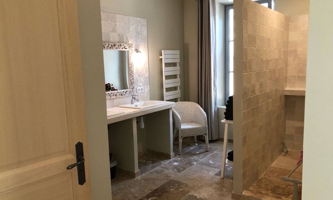 Tresques Apartamento | estate near Uzès in the heart of nature