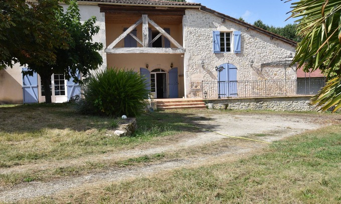 Astaffort Casa | Estate, pretty farm 180m2 4 bedrooms with shower room, swimming pool, woods and private lake, fishing