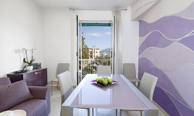 Sorrento Historic Centre Apartamento | Estate4home- L'Onda Viola