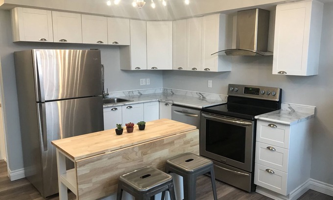 Carleton Place Apartamento | Esther's Place - Carleton Place 1 BedRoom Apartment retreat - sleep 2 max