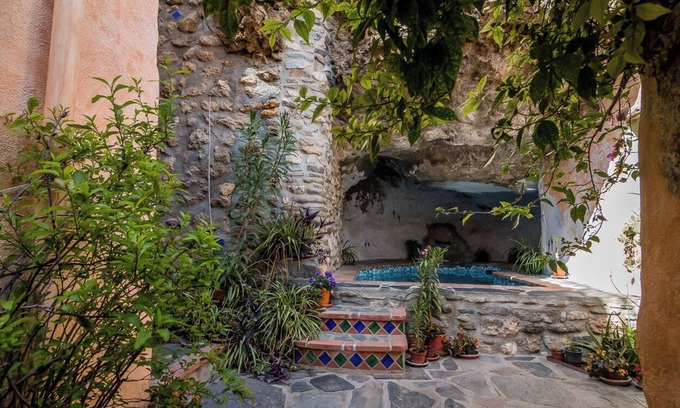 Guajar Faraguit Casa | Auténticas casas rurales en las montañas de la Costa Tropical.