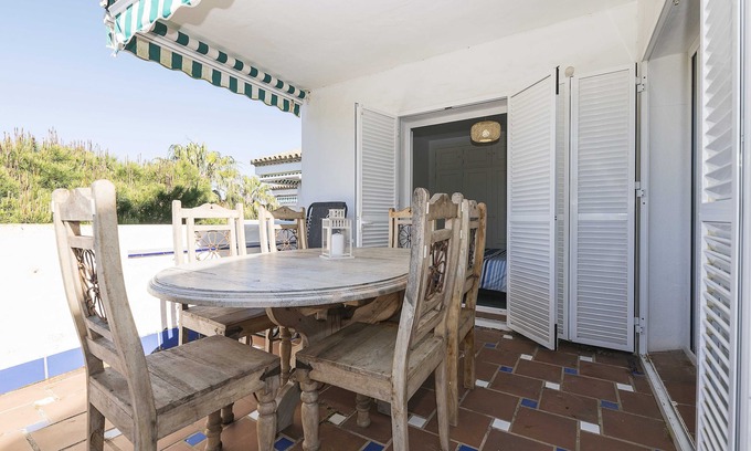 Poblado de Sancti Petri Casa | ESTRIBOR - Cosy flat with shared pool in Sancti Petri