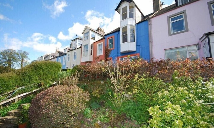 Alnmouth Cabaña | ESTUARY VIEW, family friendly, country holiday cottage in Alnmouth