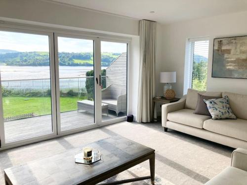 Llansanffraid Glan Conwy Casa | Estuary View - Newly Built 3-Bed House