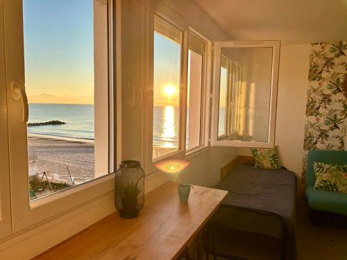 Palavas-les-Flots Apartamento | EStudio 1ère ligne vue mer ,place de parking privée accès a la plage de la résidence 3ème étage