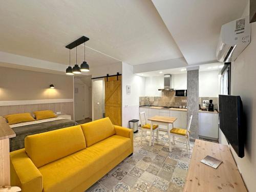 Viana Apartamento | Estudio Amaia Licencia UAT01755