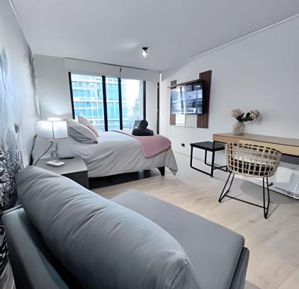 Las Condes Apartamento | Estudio chic al costado CLC