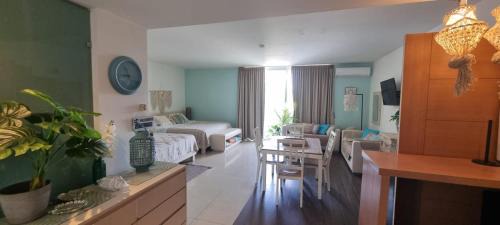 Rio Hato Apartamento | Estudio con vista al jardìn en Town Center Playa Blanca Panama