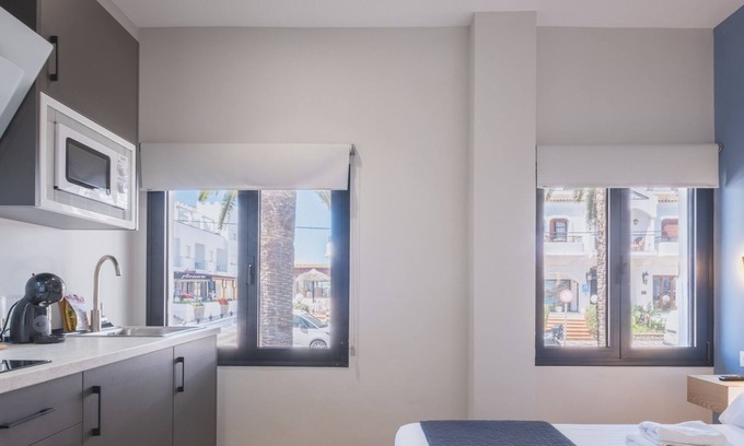 Zahara de los Atunes Apartamento | Estudio Doble - CORAL ZAHARA Suites by Cadiz4Rentals