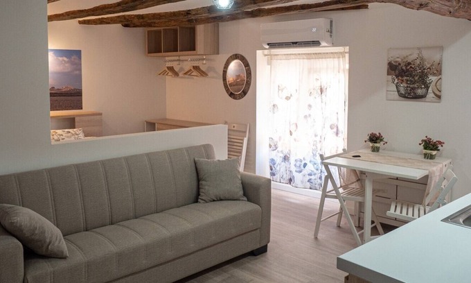 Arguedas Apartamento | Estudio Rústico, parejas y familias. Cerca de Bardenas Reales y Senda Viva!!!