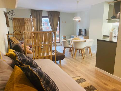 Soldeu Apartamento | Estudio reformado Vall d'Incles Grandvalira, 4 pers, max 2 adultos y 2 niños menores 12 años