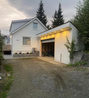 Voss Casa | et fint og stort enebolig sentralt i voss!