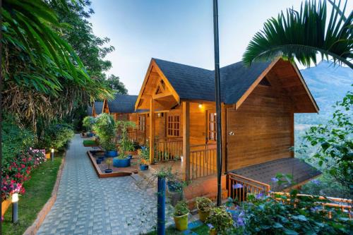 Udumbanchola Complejo | Eterno Camellia & Elettaria Resort with Pool