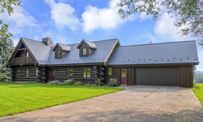 Grey Highlands Chalet De Esquí | Etherington Cottage · 5 Acre-Scotch Mtn, Beautiful 5 Bedroom Log Cottage