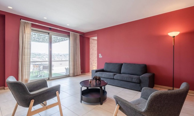 Monte Po-Nesima-San Leone-Rapisardi Apartamento | Etna View Superior Flat with Terrace and Jacuzzi