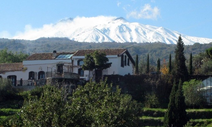 Piedimonte Etneo Cabaña | Etnalodge is a converted winery building on the slopes of Mount Etna.