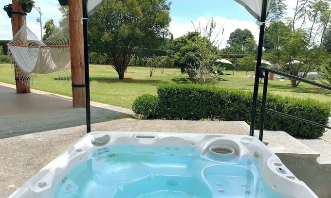 Macheros Cabina | Eucaliptos Med Spa