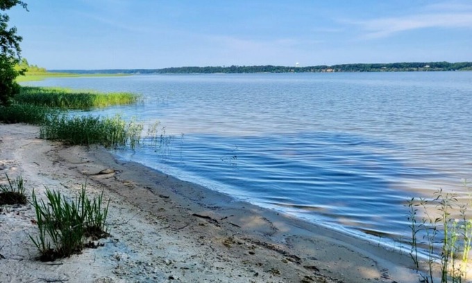 Georgetown Casa | “Eufaula Cottage” Charming Lakefront Cottage