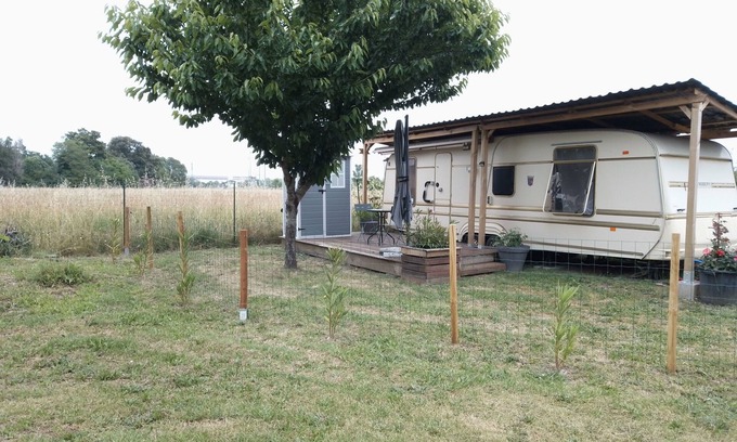 Grenade-sur-Garonne Casa | Eugénie's caravan