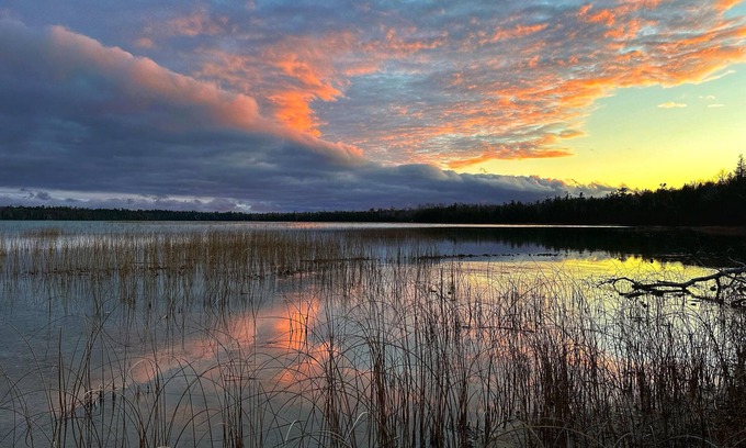 Gills Rock Casa | Europe Lake Private Lakeshore Guest House