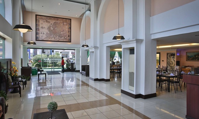 Las Pinas Hotel | Eurotel Las Pinas