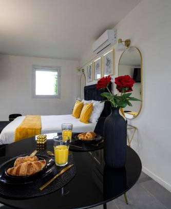 Plessis-le-Roi Apartamento | Evasion romantique avec jacuzzi