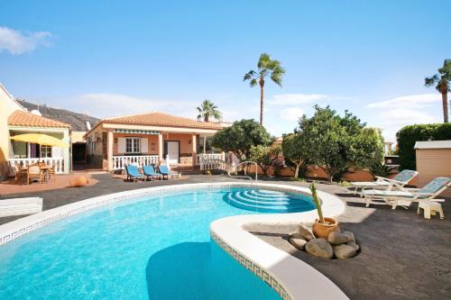 Candelaria Casa | Eveas