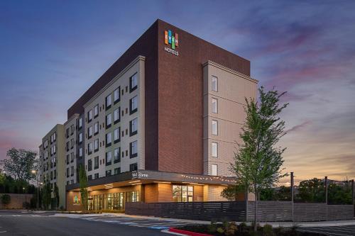 Alpharetta Hotel | EVEN Hotel Alpharetta - Avalon Area by IHG