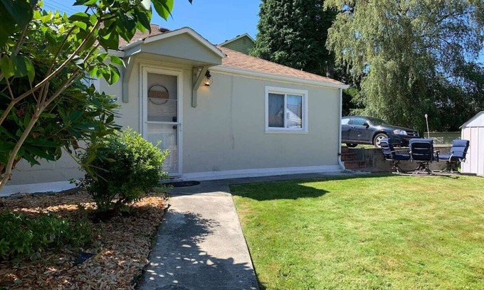Port Gardner Casa | Everett - Acogedora y tranquila casa de 2 dormitorios Cerrar 2 Todo