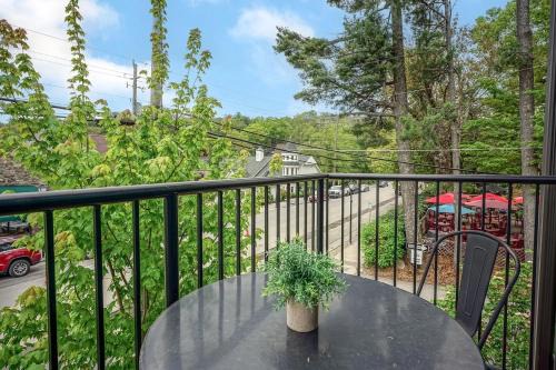 Blowing Rock Casa | Evergreen on Main