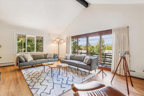 Stowe Village Historic District Casa | Evergreen Stowe