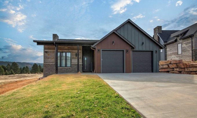 Sturgis Cabina | Everything's Right- its the place to get away