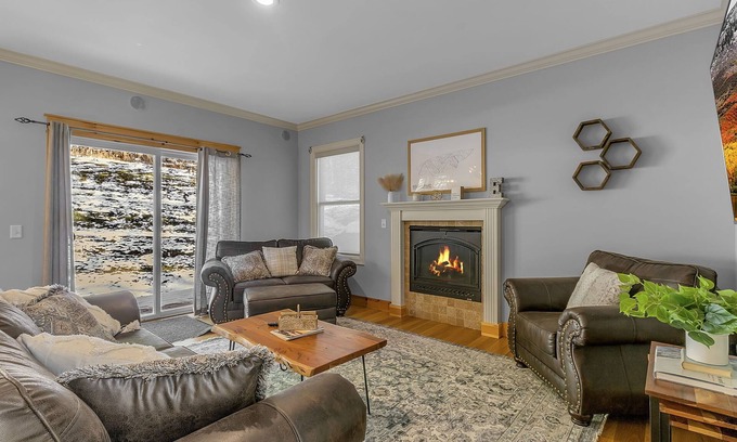 Ellicottville Chalet De Esquí | EVL Chalet 1/2 mile to Village