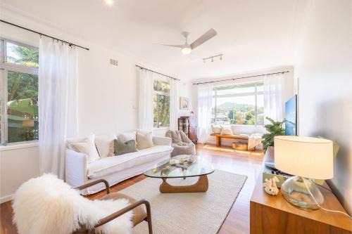 Shoal Bay Casa | Evoke - Shoal Bay, 2 Leonard Ave , Stylish holiday house with air con, Wi-Fi & boat parking