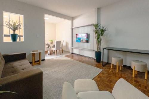 Zona 01 Apartamento | Excelente Apartamento Centro - MJ20
