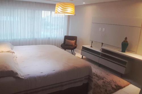 Vicente Pinzon Apartamento | Excelente Apartamento Sofisticado na Praia do Futuro, Vista p/o Mar