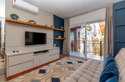 Carniel Apartamento | Excelente Apto com lareira e piscina aquecida