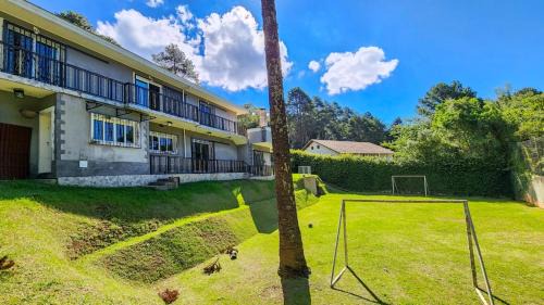 Alto da Boa Vista Casa | Excelente Casa, bairro nobre em Campos do Jordão