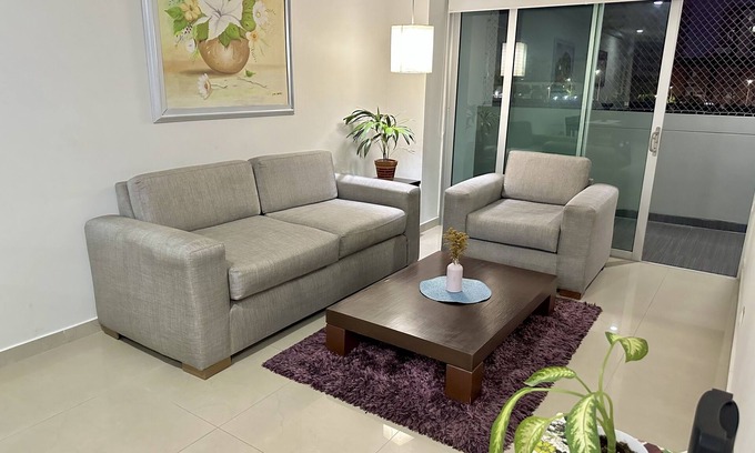 Riomar Apartamento | Central Comfortable Piso/ Apartament 2 BEDROOM/ 2 BATHROOM/ BUENAVISTA