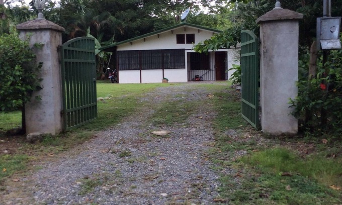 Sierpe Casa | Excellent base for sport fishing ,kayaking ,whale watching