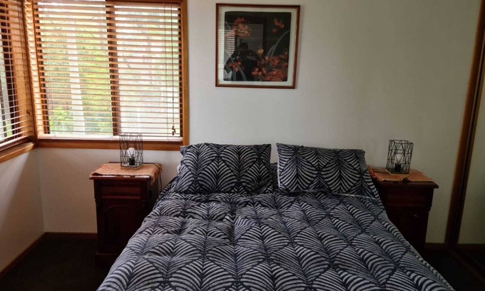 Long Beach Casa | Excellent home to enjoy and relax with family and friends. 5 min from the beach!